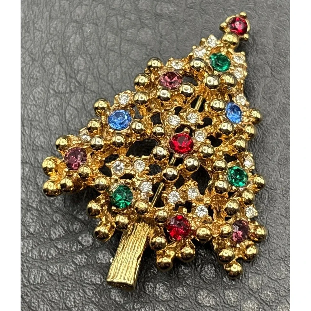 Vintage Colorful Christmas Tree Brooch Rhinestone Red Green Blue Gold Tone